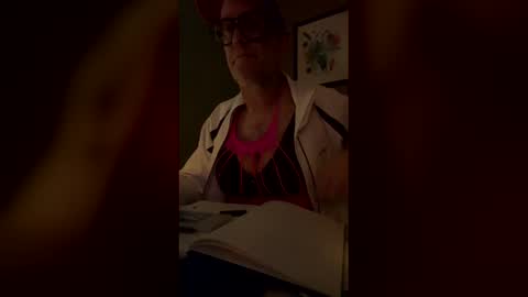 Snapshot of kinkybouts chatting on December 15, 2025, 12:59 am Kinky Boots x online show from December 15, 2025, 12:59 am