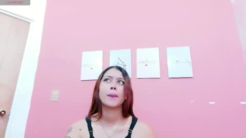 kinkycutegirll online show from December 17, 2025, 12:55 pm