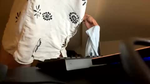 kinkyguy9883 online show from October 21, 2025, 7:53 am