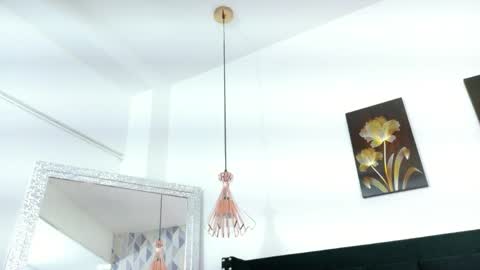 MISS RYN  online show from April 12, 2026, 12:10 pm