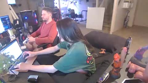 Snapshot of kinkykumiho chatting on March 6, 2025, 11:09 pm kinkykumiho online show from March 6, 2025, 11:09 pm