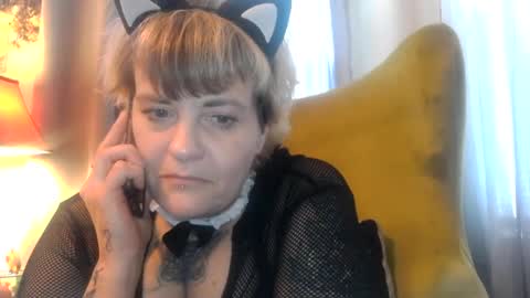 Snapshot of kinkypinkyplay2 chatting on March 1, 2025, 9:48 pm Kinky Pinky online show from March 1, 2025, 9:48 pm