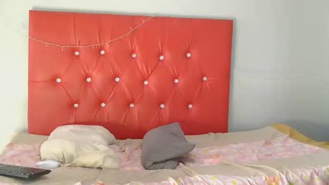 kinkyxstallion online show from April 10, 2026, 7:24 am