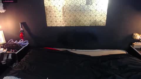 kinkyy_mom online show from December 5, 2025, 2:03 pm