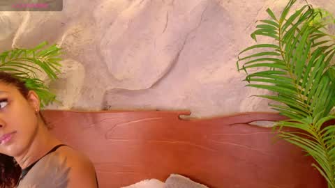  CALL ME KINSLEY  online show from May 27, 2026, 10:23 am
