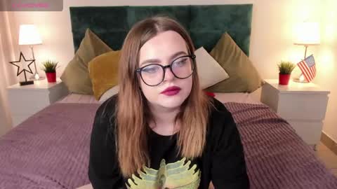 kira888soon online show from June 8, 2026, 5:41 am