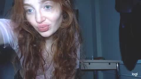 Snapshot of kira_foxy_ chatting on February 22, 2025, 2:52 pm Kira online show from February 22, 2025, 2:52 pm