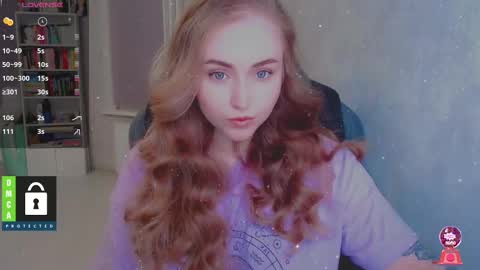 Snapshot of kira_love_sleep chatting on December 22, 2024, 3:55 pm you know thumb up me please its important online show from December 22, 2024, 3:55 pm