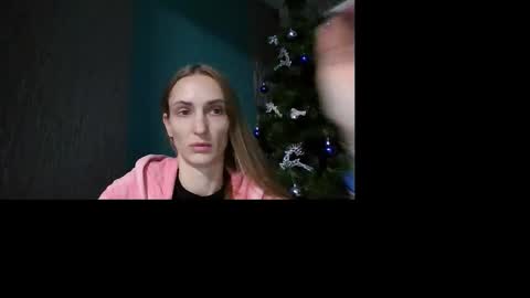 kira_morekiss online show from December 21, 2025, 4:14 pm