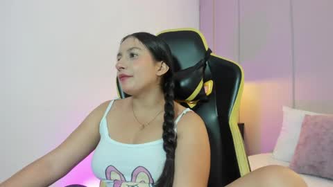 K I R A online show from May 9, 2026, 12:43 pm