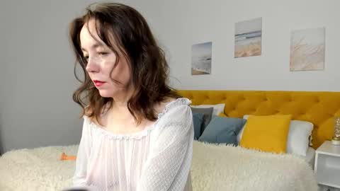 kiraadamss online show from September 24, 2025, 12:14 am