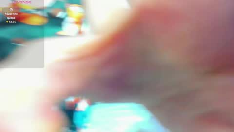 kiraadamss online show from April 10, 2026, 1:00 am