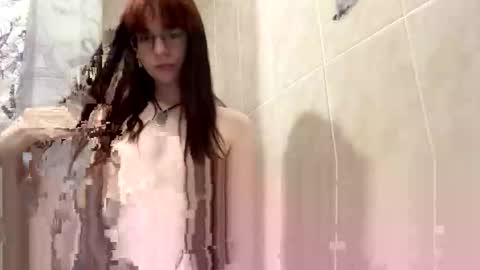 Snapshot of kiraazata chatting on October 14, 2025, 7:31 am kiraazata online show from October 14, 2025, 7:31 am