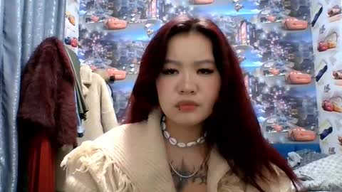 Kira online show from December 22, 2025, 7:33 pm