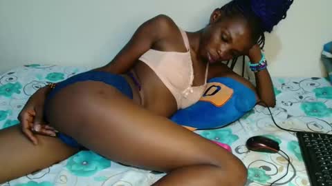 kirah_hot online show from February 13, 2026, 8:05 pm