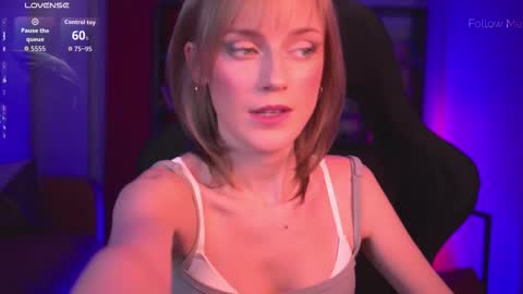 Kira online show from January 10, 2026, 5:48 pm