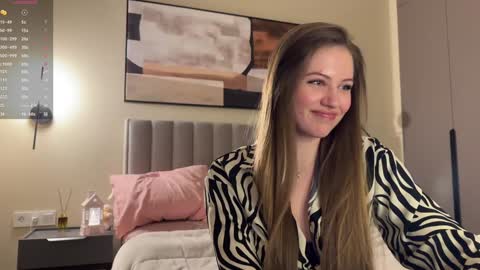 Snapshot of kiramystery chatting on December 12, 2024, 3:59 pm Kira online show from December 12, 2024, 3:59 pm