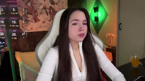 Snapshot of kirarasay chatting on February 11, 2025, 7:54 am Kira online show from February 11, 2025, 7:54 am