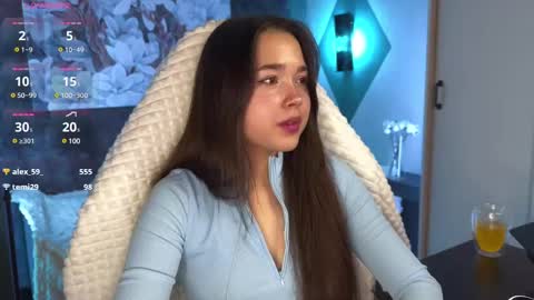 Snapshot of kirarasay chatting on February 12, 2025, 12:01 pm Kira online show from February 12, 2025, 12:01 pm