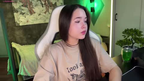 Snapshot of kirarasay chatting on February 22, 2025, 9:12 am Kira online show from February 22, 2025, 9:12 am