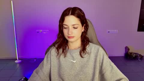 kiravair online show from February 10, 2026, 1:04 pm