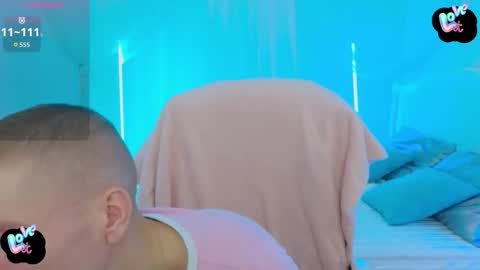    online show from October 16, 2025, 9:21 am