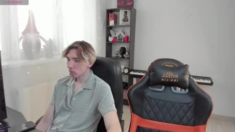 Kirill and Andrey online show from February 5, 2025, 12:38 pm