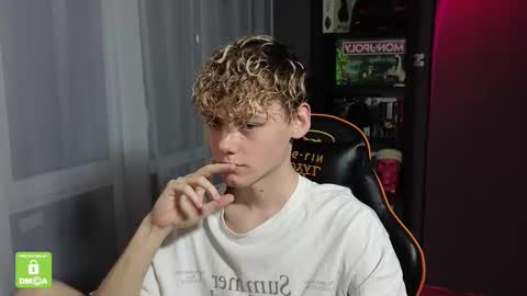 Kirill and Andrey online show from October 20, 2025, 11:27 pm