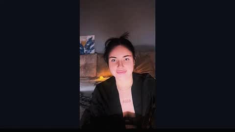 Snapshot of kirunya chatting on October 20, 2025, 6:41 pm Kira online show from October 20, 2025, 6:41 pm