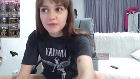 Snapshot of kisi_missi chatting on December 10, 2024, 11:19 pm Kisi online show from December 10, 2024, 11:19 pm