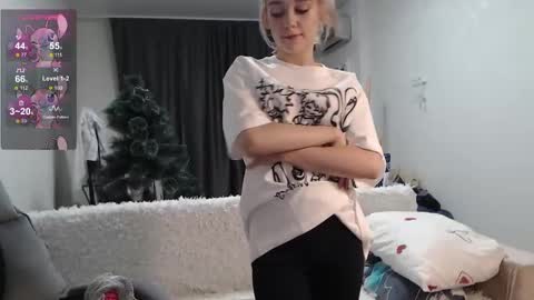 Snapshot of kisi_missi chatting on January 27, 2025, 3:07 pm Kisi online show from January 27, 2025, 3:07 pm