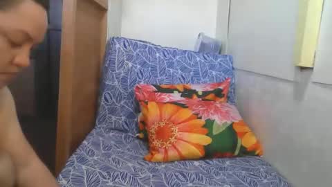 kiss_me_loves online show from April 4, 2026, 6:44 am