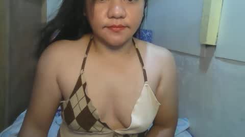 kiss_me_loves online show from May 8, 2026, 11:32 pm
