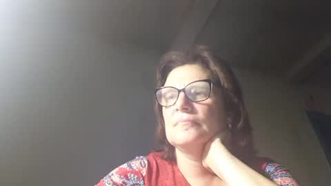 kissandvibe online show from April 21, 2026, 7:06 pm