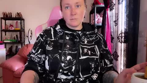 kissica online show from March 16, 2026, 2:32 pm