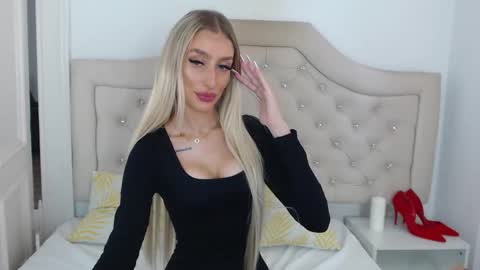 Natalie online show from October 7, 2025, 7:16 am