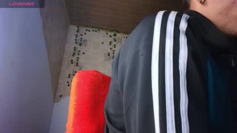 Snapshot of kisstarxxx chatting on September 23, 2025, 2:58 am Helena and Brad online show from September 23, 2025, 2:58 am