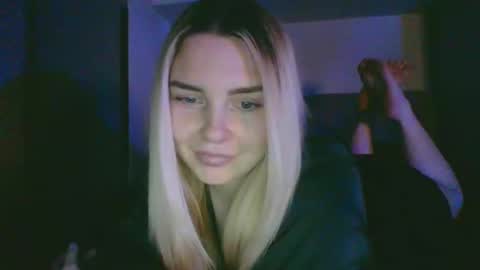 Snapshot of kit_katiki1 chatting on February 19, 2026, 4:58 pm kit katiki1 online show from February 19, 2026, 4:58 pm