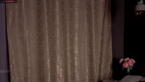 The sexy fox Kitsune online show from November 20, 2025, 8:08 pm