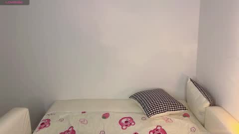 kit online show from September 12, 2025, 3:56 pm