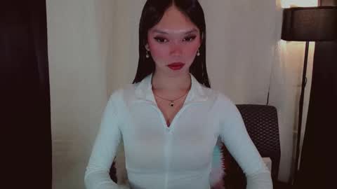 Snapshot of kitteylovesyou chatting on October 14, 2025, 12:44 am KITTY online show from October 14, 2025, 12:44 am