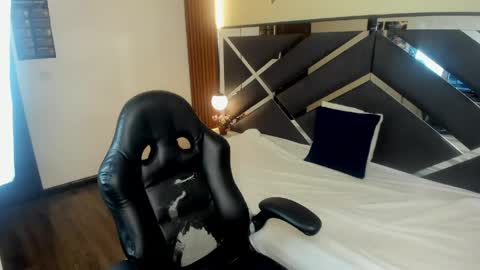 Kittie Vixen online show from April 11, 2026, 7:18 pm