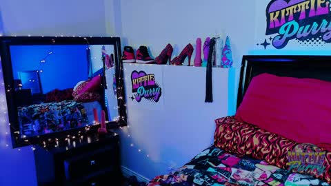 Kittie Purry online show from January 8, 2025, 5:16 am