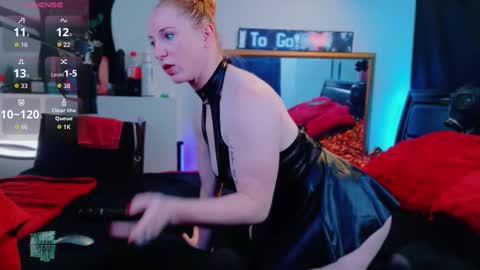 Kittie Purry online show from November 16, 2025, 3:56 am