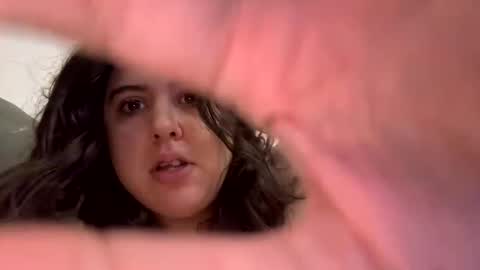 kitty3202 online show from April 13, 2026, 11:27 am