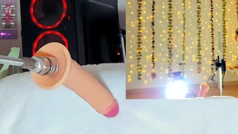 Kitty online show from October 24, 2025, 10:22 am