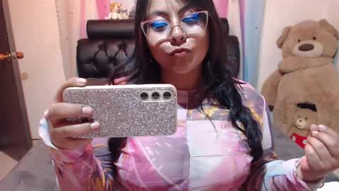 kitty online show from February 7, 2025, 3:45 am