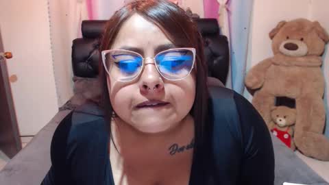 kitty online show from September 18, 2025, 10:45 pm