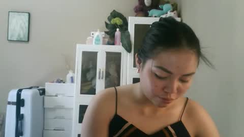 kitty_fussy online show from September 15, 2025, 1:38 am