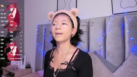 Camila online show from January 10, 2025, 2:35 am